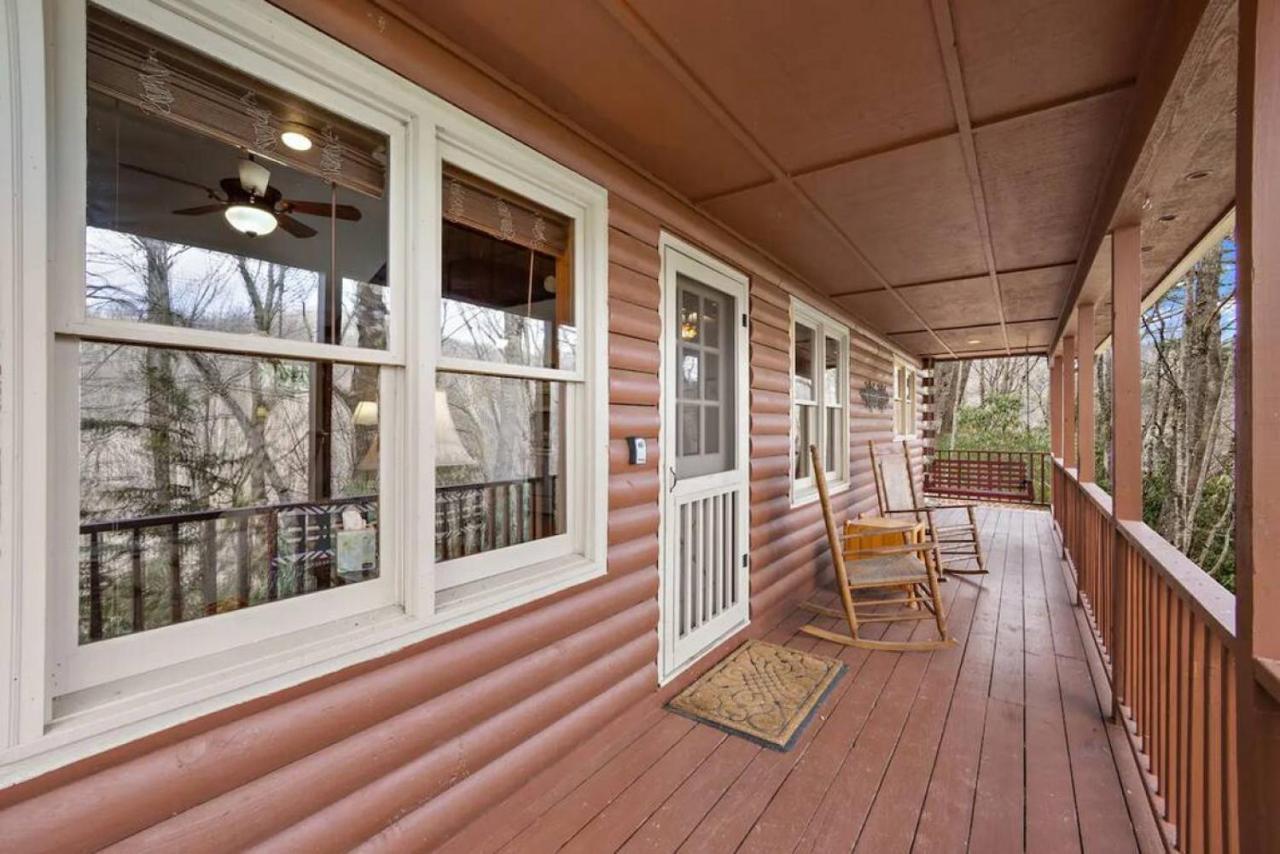 Log Cabin On Peaceful River Blowing Rock Luaran gambar